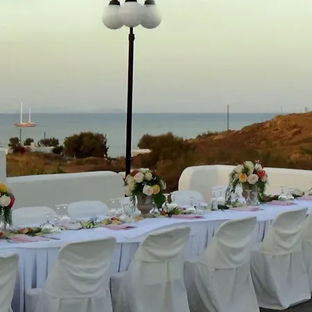 Vila Sea And Karterados (Santorini)